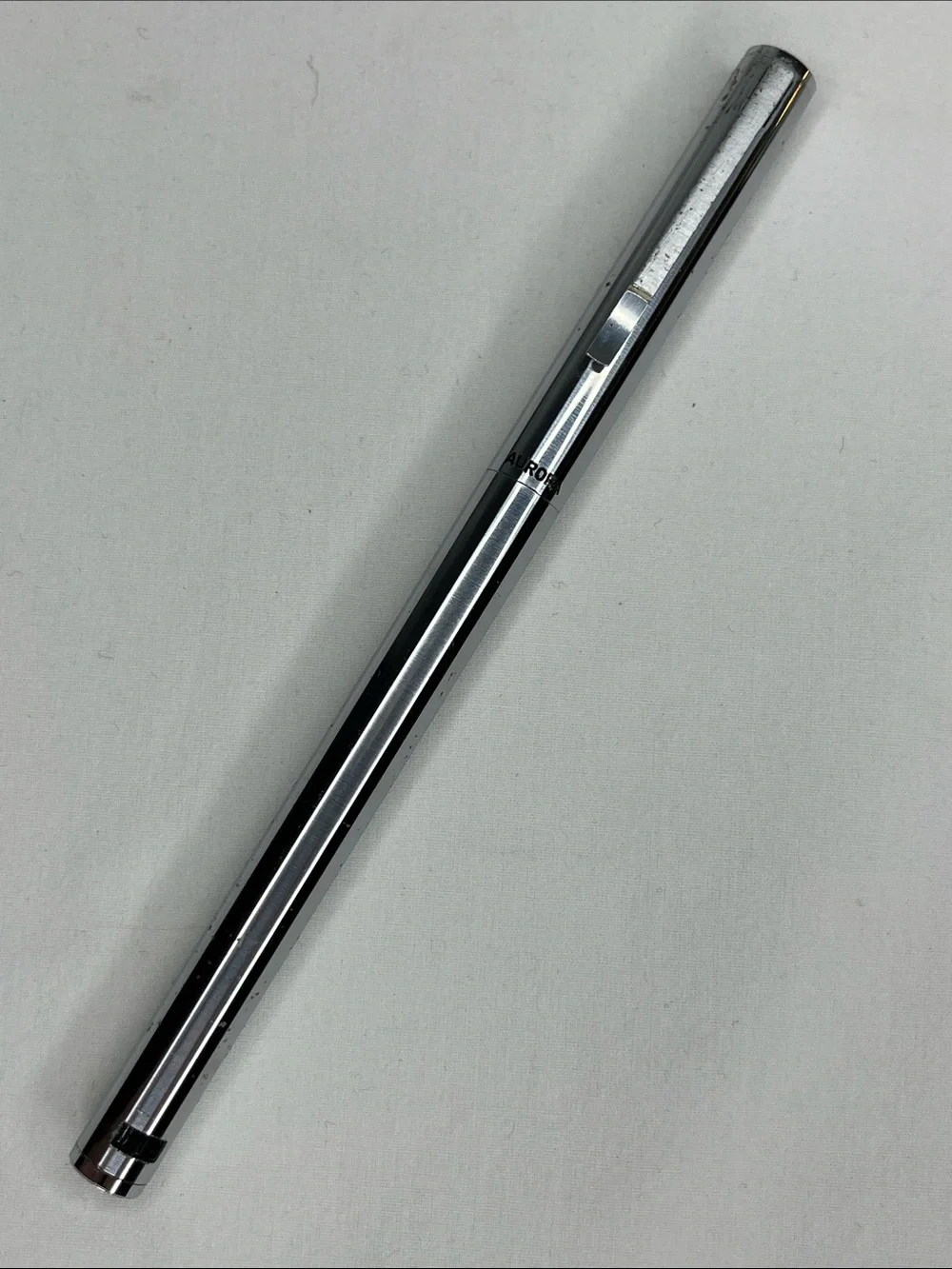 Vintage Silver Aurora Fountain Pen – Italy. 14k Nib